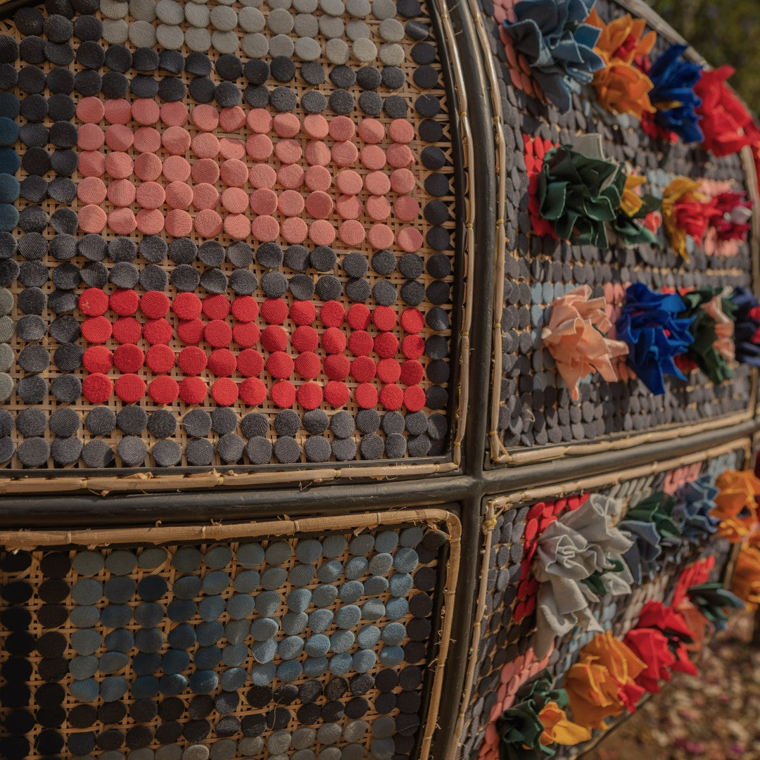 Sea Of Poppies Swing