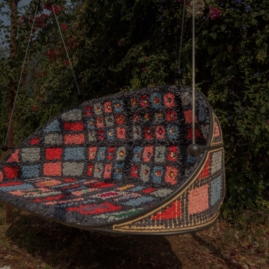 Sea Of Poppies Swing